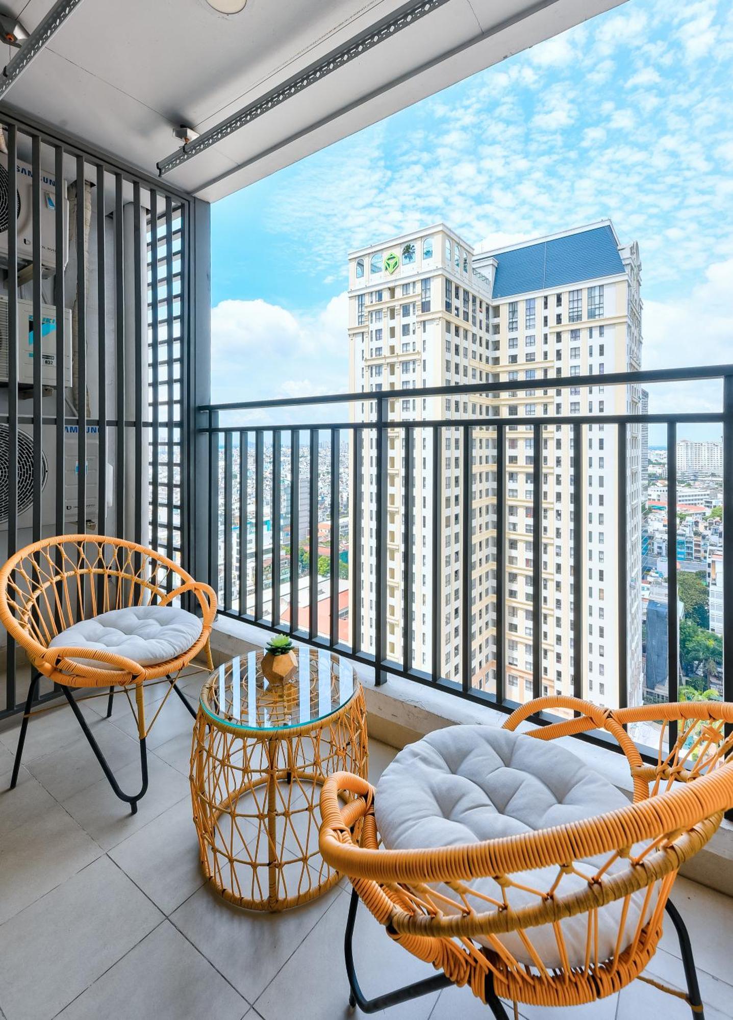 S Lux Apartment Ho Chi Minh-stad Buitenkant foto