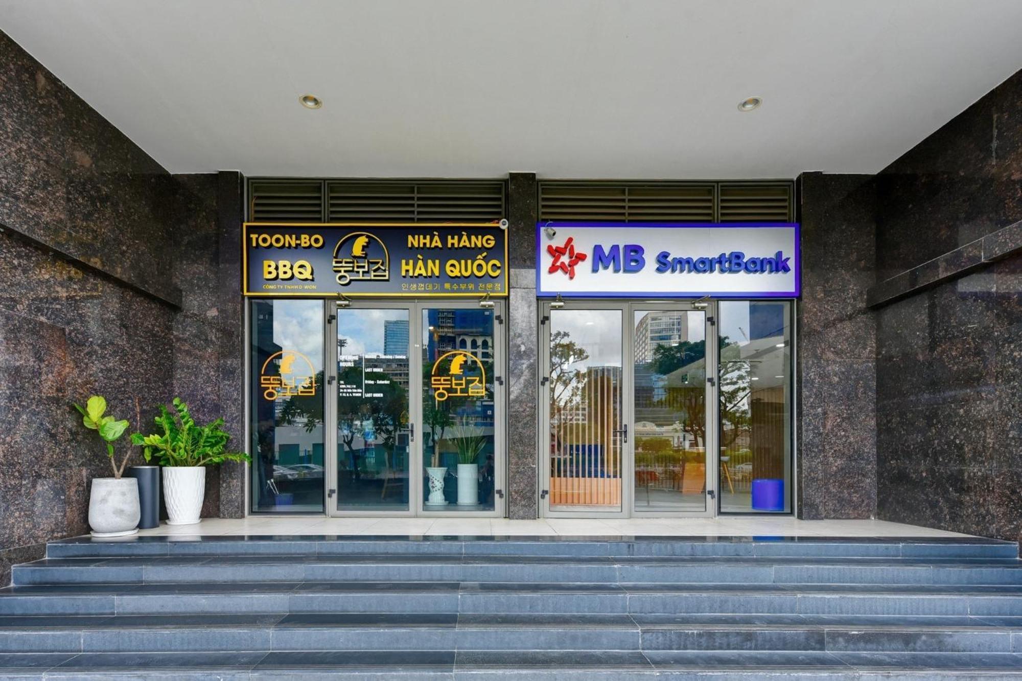 S Lux Apartment Ho Chi Minh-stad Buitenkant foto